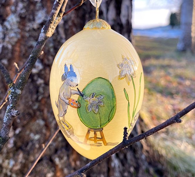 Hovedbilde Påskeegg, håndmalt, Påskeharen maler egg